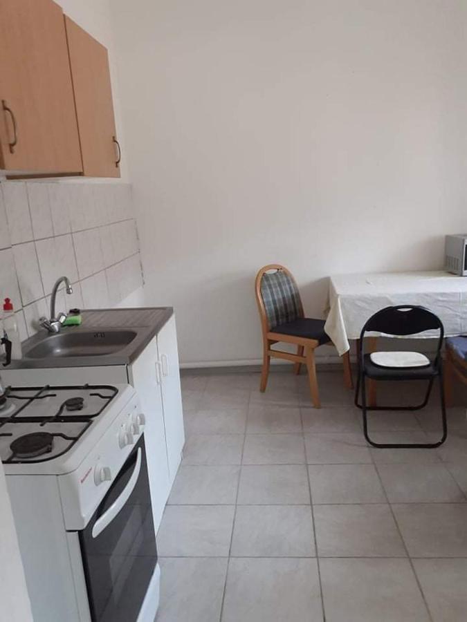 Pihenes A Malomtonal Privat Berlemeny Guest House Tapolca Exterior photo